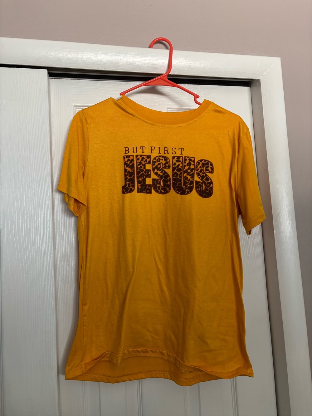 SHEIN Yellow Short Sleeve Graphic Tee with Leopard JESUS Print
